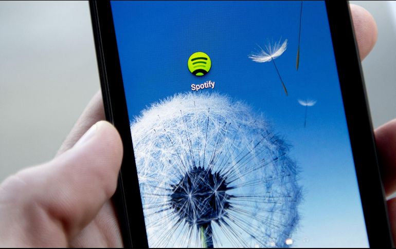 Con Sotify Premium podrás escuchar 50 millones de canciones disponibles on-demand y sin anuncios publicitarios, así como el acceso a 450 mil podcasts. AFP / ARCHIVO