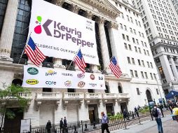 El NYSE Composite también cede 53.35 puntos al ubicarse en 12 mil 635.11 unidades. FACEBOOK / NYSE