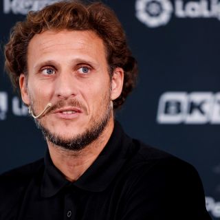 Diego Forlán estuvo cerca de jugar en la Liga MX
