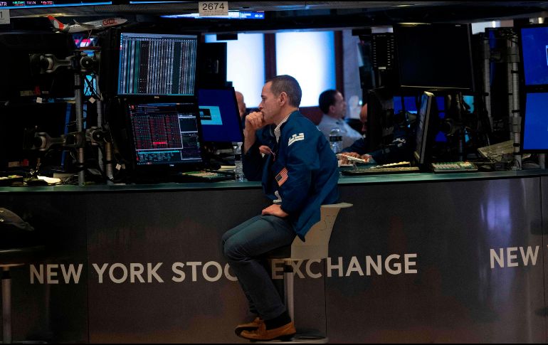 Wall Street sufrió una fuerte caída tras los anuncios arancelarios de China. AFP/D. Emmert