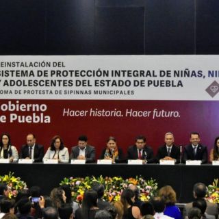 Barbosa Huerta denuncia venta de niños en el DIF Puebla
