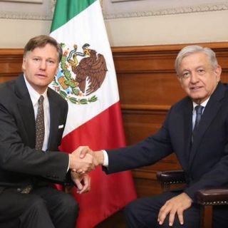López Obrador y Landau dialogan sobre comercio, xenofobia y flujo migratorio