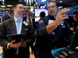 El índice industrial Dow Jones inicia operaciones con un avance de 118.49 puntos (0.46 por ciento) al situarse en 26 mil 017.32 unidades. AP / ARCHIVO