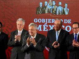 López Obrador destacó la disponibilidad de las empresas para renegociar los contratos, principalmente al empresario Carlos Slim. NTX / J. Lira