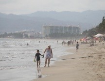 El secretario de Turismo, Germán Ralis destacó que Puerto Vallarta es el máximo destino de sol y playa que hay en Jalisco. EL INFORMADOR / ARCHIVO