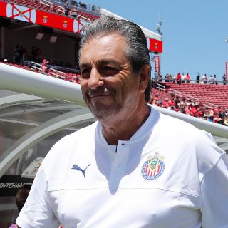 Tomás Boy se siente seguro en el banquillo de Chivas