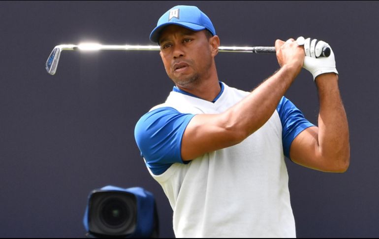 Esta es la quinta vez que Woods, de 43 años, se ha operado la rodilla izquierda. AFP/P. Ellis
