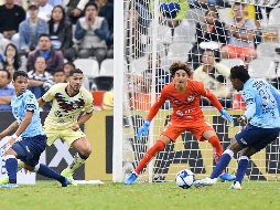 Romario Ibarra batió la red de Guillermo Ochoa al minuto 89. IMAGO7/E. Espinosa