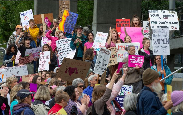 Manifestación contra las restricciones al aborto en las afueras de una corte federal. AP/C. Pietsch