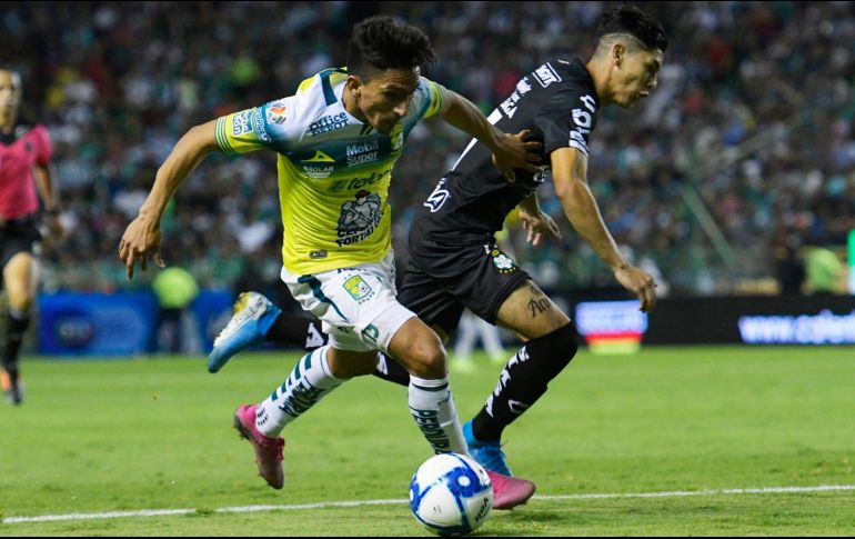 Con este resultado, Santos llegó a 16 unidades e igualó al líder Querétaro, que está en la cima por mejor diferencia de goles, mientras que León tiene 11 puntos. IMAGO7 / S. Miranda