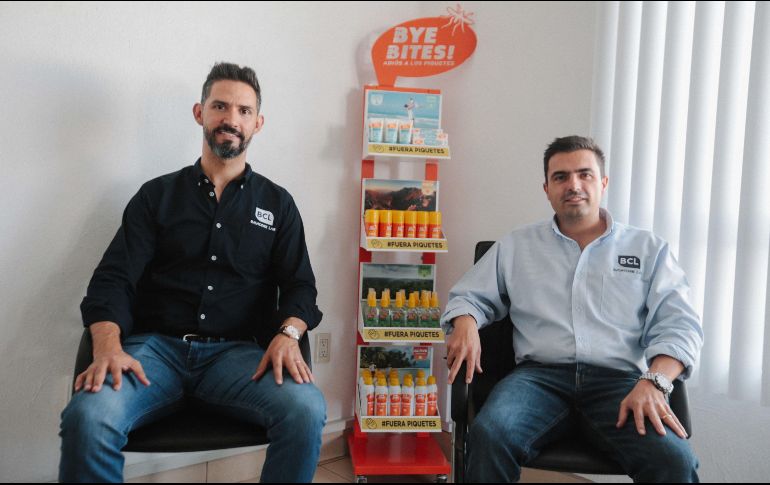 Luis Ceballos y Carlos Ancona, directivos de Biancore Lab, apuestan por productos que contengan ingredientes naturales y que su envase sea biodegradable. EL INFORMADOR/G. Gallo
