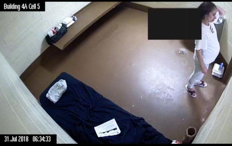 La cámara de seguridad de la celda de Sánchez grabó todo el de parto de la ya exreclusa. (Imagen de un video provisto por el estudio de abogados Killmer, Lane & Newman).