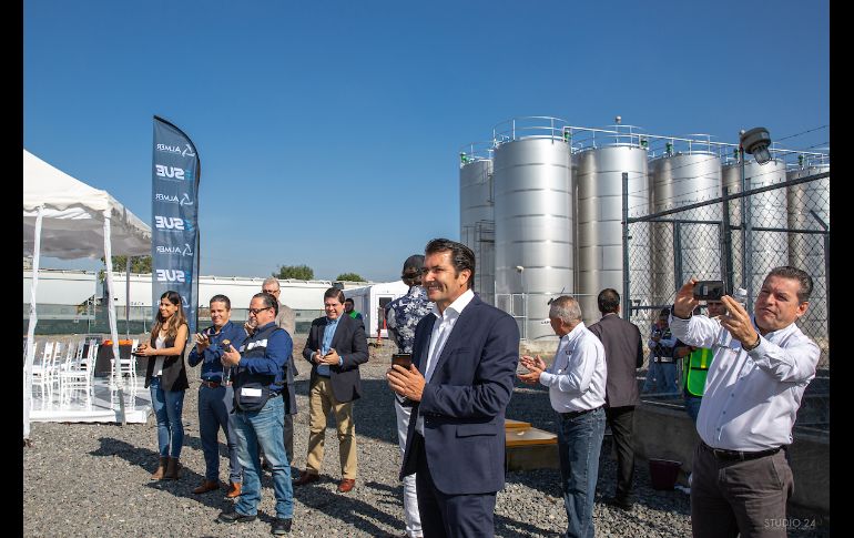 Inauguran tanques de almacenamiento de grado alimenticio