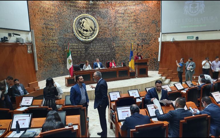 El aval al convenio se aprobó con el voto a favor de los 34 diputados presentes en la sesión. EL INFORMADOR / R. Rivas