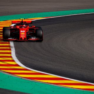 Ferrari domina en el primer día de actividad del GP de Bélgica