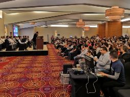 La iniciativa partidista, impulsada por el ex presidente Calderón y su esposa, México Libre, celebra una asamblea constitutiva en el distrito 12. Durante el evento se alcanzan a registrar 358 afiliados. TWITTER / @MexLibre_