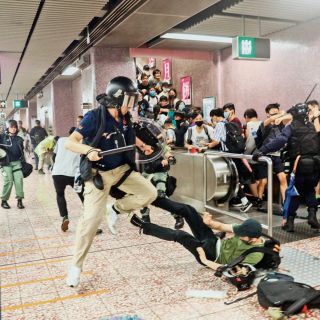 Marcha pro democracia deja un caos en el Centro de Hong Kong