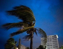 Los vientos del huracán comienzan a impactar en Freeport, Grand Bahama. AP/R. Espinosa