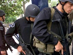 El presidente Bukele atribuyó la baja en los asesinatos al plan de control territorial lanzado el 20 de junio, con el que se han concentrado a más siete mil efectivos de la Policía y el Ejército en 22 localidades. AFP/Archivo