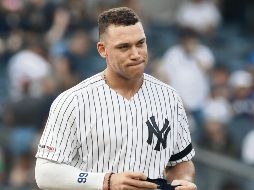 El toletero de los Yankees luce decepcionado tras la derrota de su equipo ante los Rangers de Texas. AFP