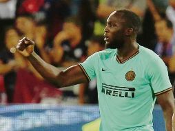 El jugador del Inter promueve erradicar esta conducta por el bien del futbol. EFE