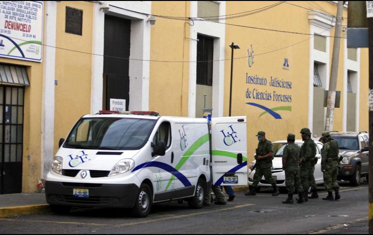 Los restos fueron trasladados a las instalaciones de Ciencias Forenses para determinar causas de muerte e identificación. EL INFORMADOR/ ARCHIVO