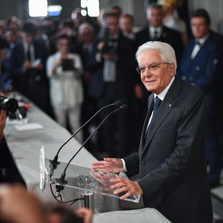 Italia supera crisis política y logra nuevo gobierno