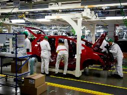 México se mantuvo como el principal socio comercial de EU en juli; las exportaciones automotrices impulsaron este intercambio. AP/E. Verdugo