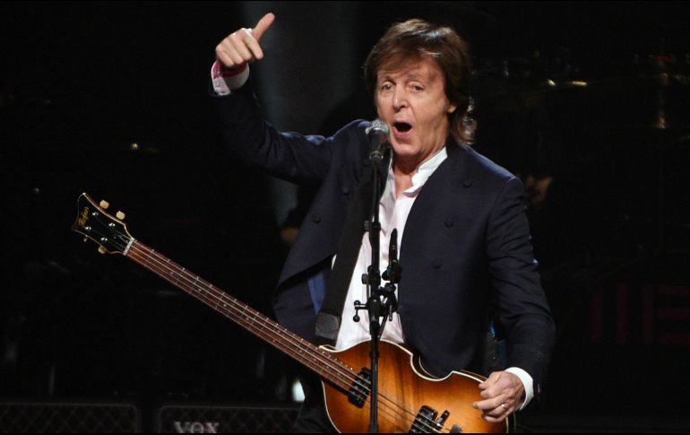 El libro 'Hey Grandude', escrito por  McCartney, ya está disponible. ARCHIVO / AP