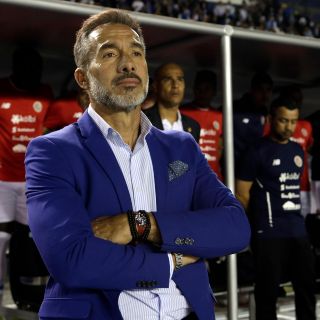 Costa Rica rompe vínculo con Gustavo Matosas