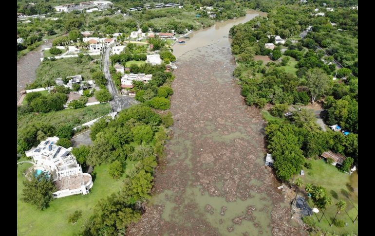 Vista de este jueves de la zona de la Presa La Boca, en Nuevo León, tras las abundantes lluvias por el meteoro. Las compuertas de la presa se abrieron desde ayer para su desfogue. NTX/C. Maldonado
