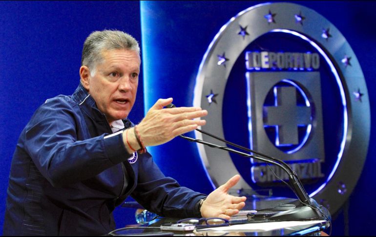 Pelaez se separa de la dirección del equipo por diferencias con Víctor Garcés, vicepresidente del Cruz Azul. ARCHIVO / NOTIMEX
