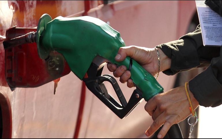 El estímulo fiscal para la gasolina de menos de 92 octanos (Magna) será de 12.72 por ciento, mayor al 10.35 por ciento previo. NTX / ARCHIVO