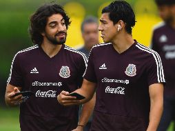 Rodolfo Pizarro (izquierda) y Érick Gutiérrez (derecha),  dos de los cinco jugadores que han dejado al conjunto mexicano en esta Fecha FIFA. IMAGO7