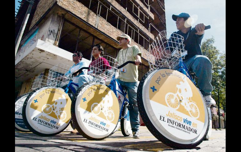 En 2006, EL IINFORMADOR se sumó a la Vía RecreActiva con un módulo de préstamo de bicicletas. EL INFORMADOR