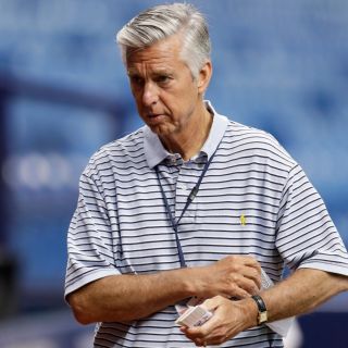 Medias Rojas despide a su presidente de beisbol Dave Dombrowski