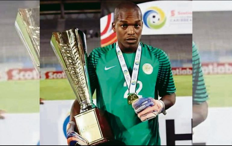 El arquero fue parte del título caribeño de Curazao. ESPECIAL