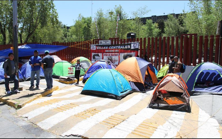 En marzo pasado en el marco de las enmiendas educativas, la CNTE mantuvo San Lázaro bloqueado durante varios días. SUN / ARCHIVO