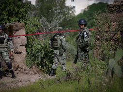 Elementos de la Guardia Nacional resguardan el terreno de la colonia La Primavera. EL INFORMADOR/Archivo