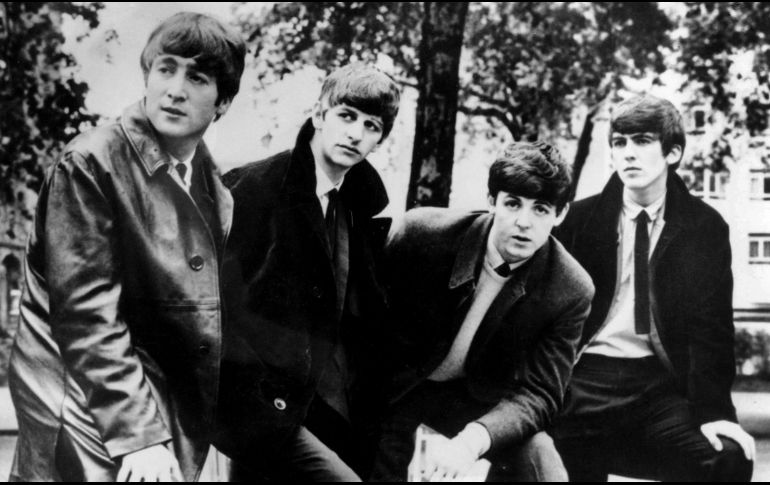 El 8 de septiembre de 1969, John Lennon, Paul McCartney y George Harrison se reunieron en la sede de Apple Corps en Londres. AP / ARCHIVO