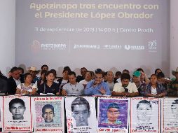 Familiares de los 43 normalistas se dijeron confiados en que el Presidente y Alejandro Encinas, subsecretario de Derechos Humanos de la Secretaría de Gobernación, resuelvan el caso. SUN/B. Fregoso