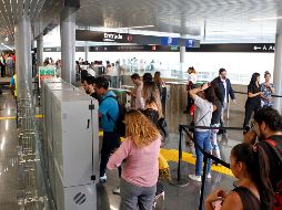 Informan que la Línea 1 brindará servicio hasta las 01:10 horas, mientras que la Línea 2 concluye sus corridas a las 00:46 horas del lunes 16 de septiembre. EL INFORMADOR/ARCHIVO