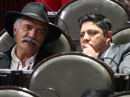 Senadores de diversas bancadas condenaron las expresiones insultantes de José Manuel Mireles (i). SUN/ARCHIVO