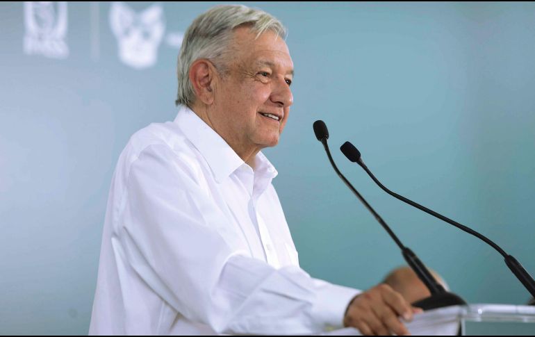 López Obrador criticó´al PAN y a MC por acudir a la Corte para interponer una demanda en contra de que las facturas falsas sean un delito como el crimen organizado. NOTIMEX/Presidencia de la República