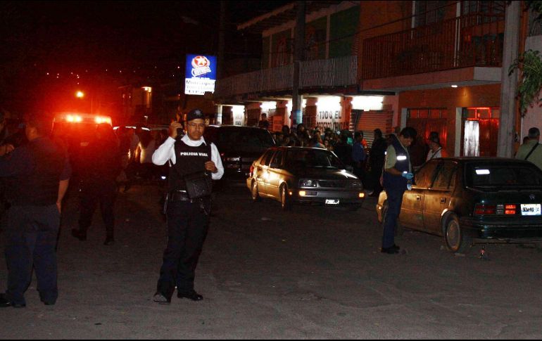 Un grupo de aproximadamente ocho personas dispararon a policías municipales en el centro de Ojuelos para después huir con dirección a Lagos de Moreno.. EL INFORMADOR/Archivo