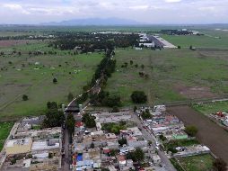 El dirigente perredista asegura que resolver el caso del Aeropuerto de Santa Lucía a través de una resolución con tintes políticos y brincarse el procedimiento judicial, sería un grave precedente para la vida democrática de todo el país. SUN / ARCHIVO