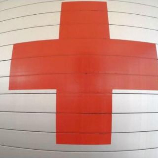 Talibanes permiten a Cruz Roja reanudar actividades en Afganistán