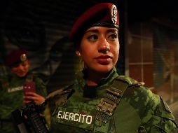 En la plancha del Zócalo ya están en formación los primeros contingentes de la Guardia Nacional, la Sedena y la Marina que encabezan el desfile. NTX / F. Estrada