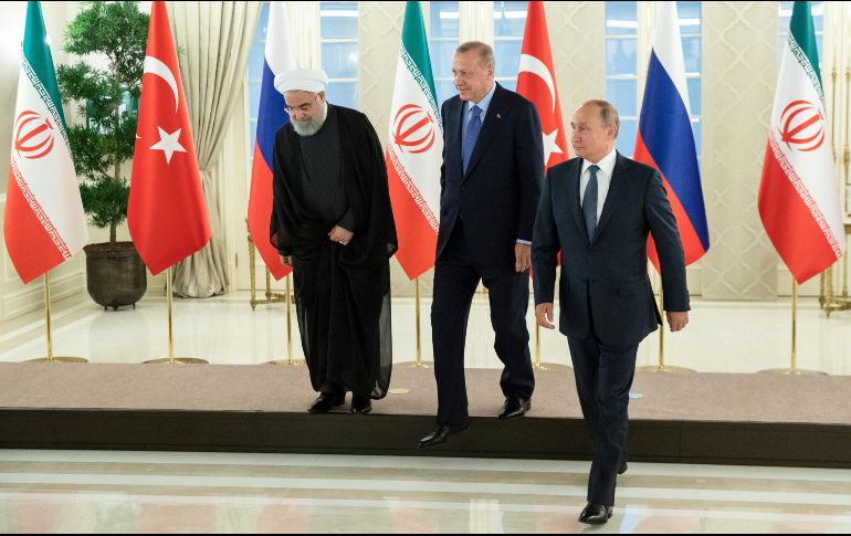 La actual cumbre es la quinta reunión trilateral entre Erdogan, Rohaní y Putin. AP/P. Golovkin