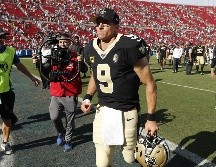 Brees eligió someterse a una cirugía, pero aún no está claro cuándo se realizará. AFP/S. Haffey